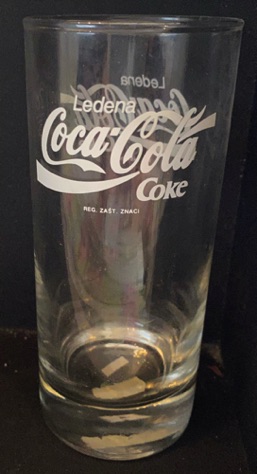 308073-1 € 3,00 coca cola glas witte letters D6 h14 cm.jpeg
